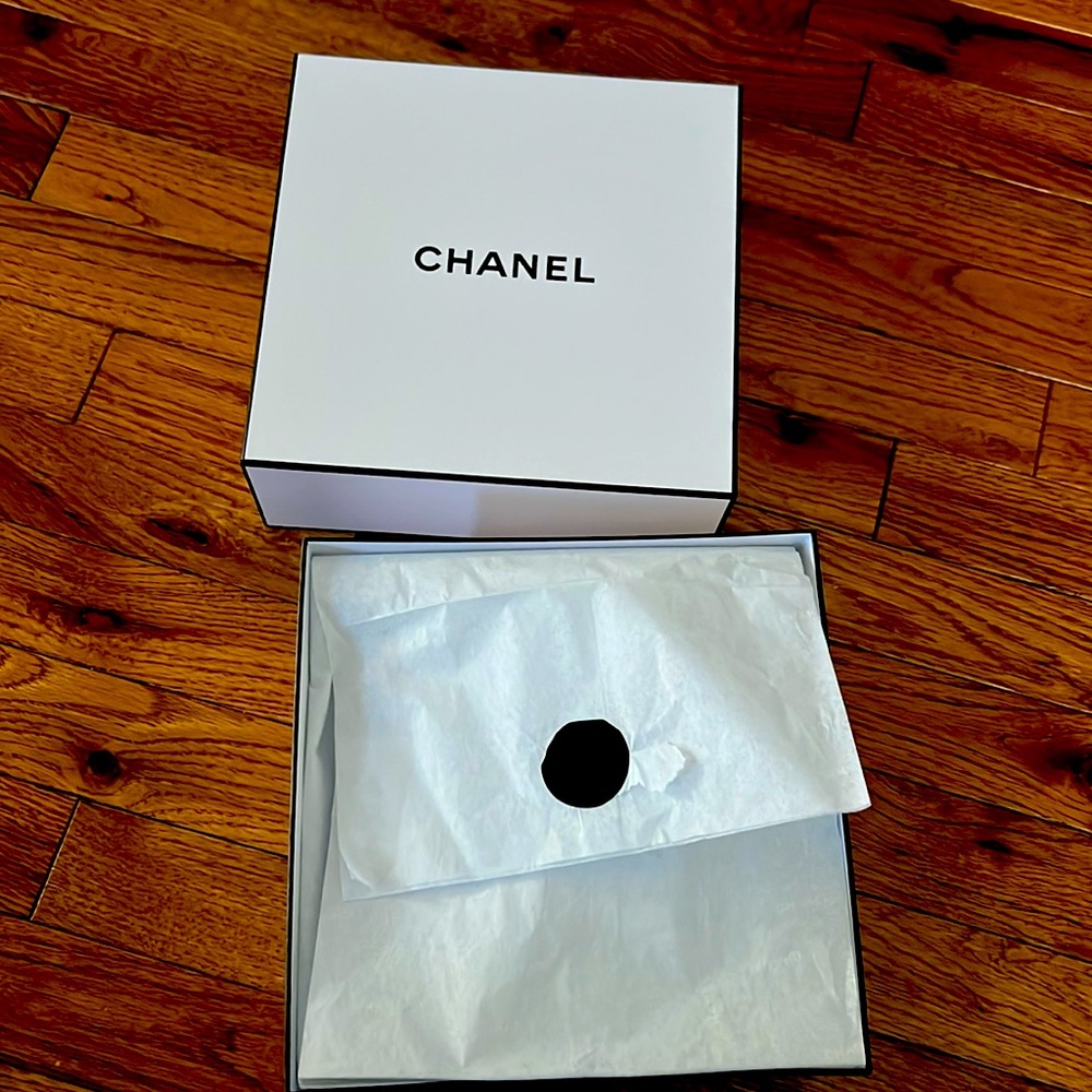 CHANEL empty box